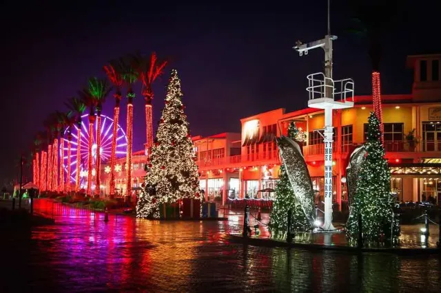orange beach in december at the wharf